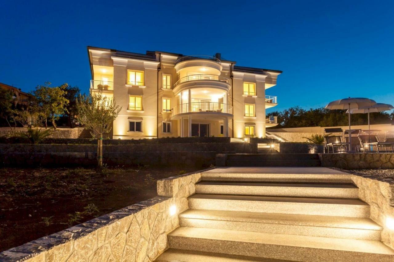 Luxury Apartments Villa Tunera Порат Екстер'єр фото